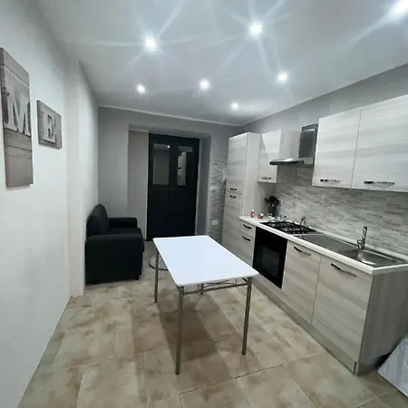 La Casetta De Leon Apartment *